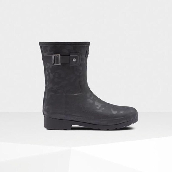 Hunter Black Furry Interior Boots - Picture 1 of 15